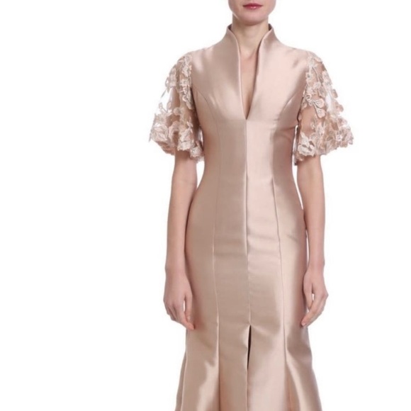 $990 Badgley Mischa Gown Blush Size 8